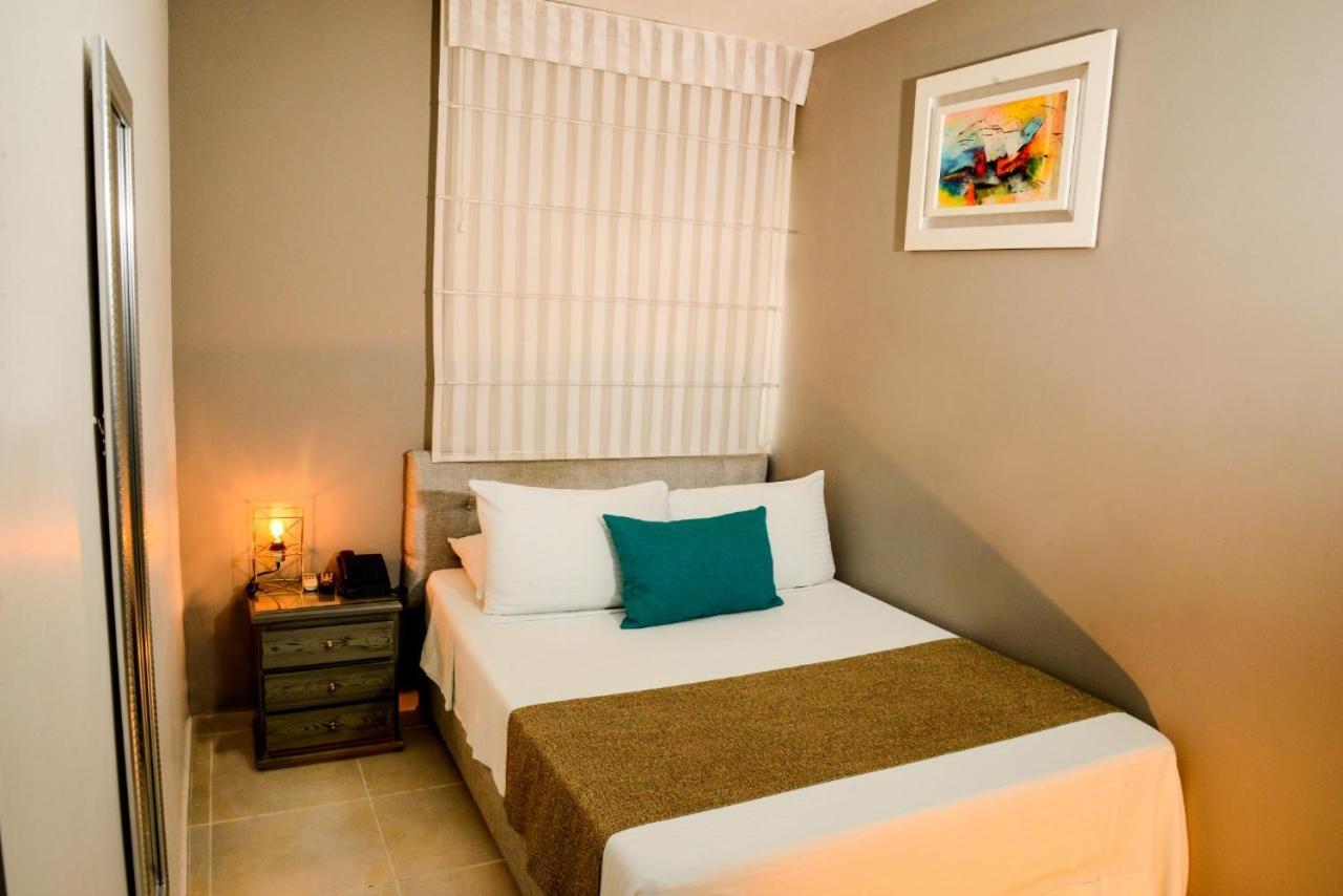 Hotel Quinta De Cabecera Bucaramanga Zewnętrze zdjęcie